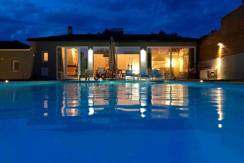 Sunlit Pool House Villa Posidhonia  Exterior photo